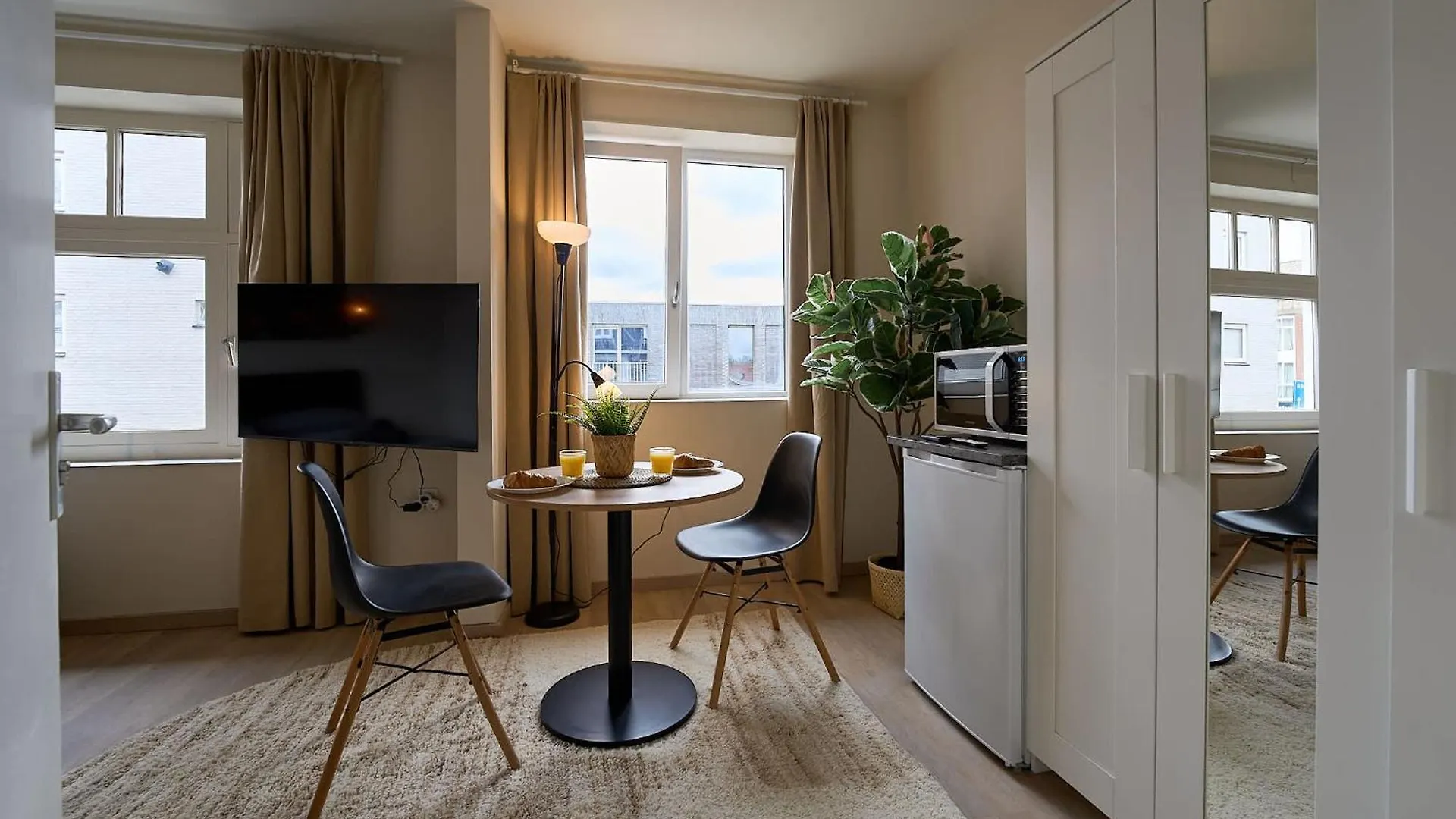 Cozy & Fully Equipped Studio In Eindhoven 1 location